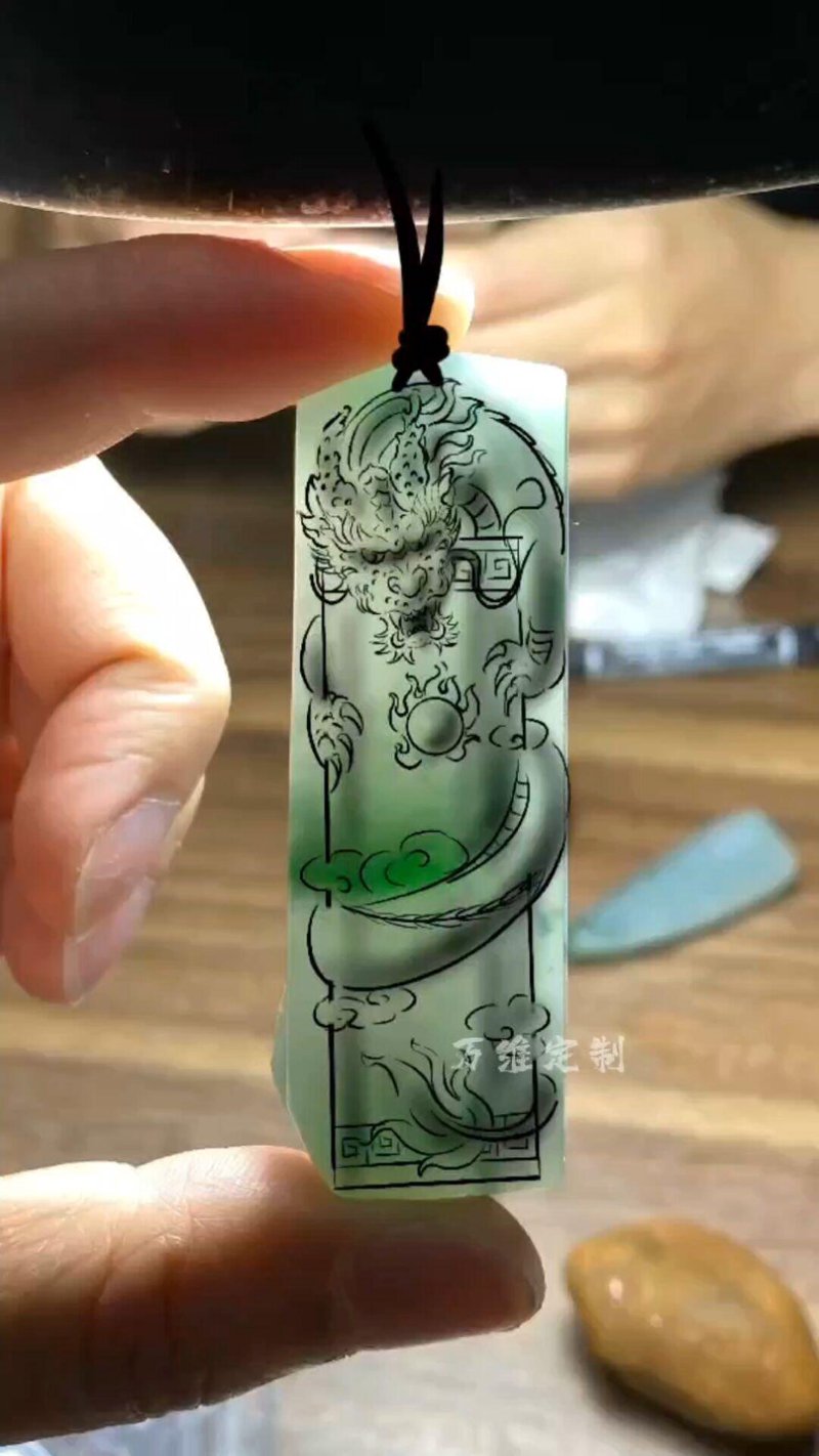 珠宝定制:让爱传递至每一个细微之处